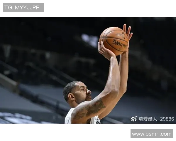 马刺中锋阿德:与中国男篮比赛增进友谊,我们吸取教训