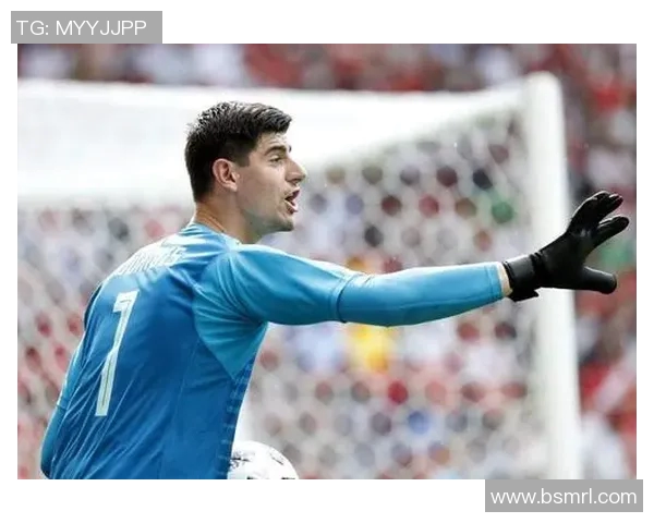 库尔图瓦:守护球门的铁血战士与足球界的传奇之路